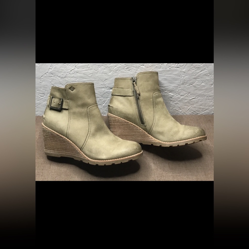 Sperry Gold Cup Liberty Women's Booties Clove Beige Leather Wedge Ankle Size 9M